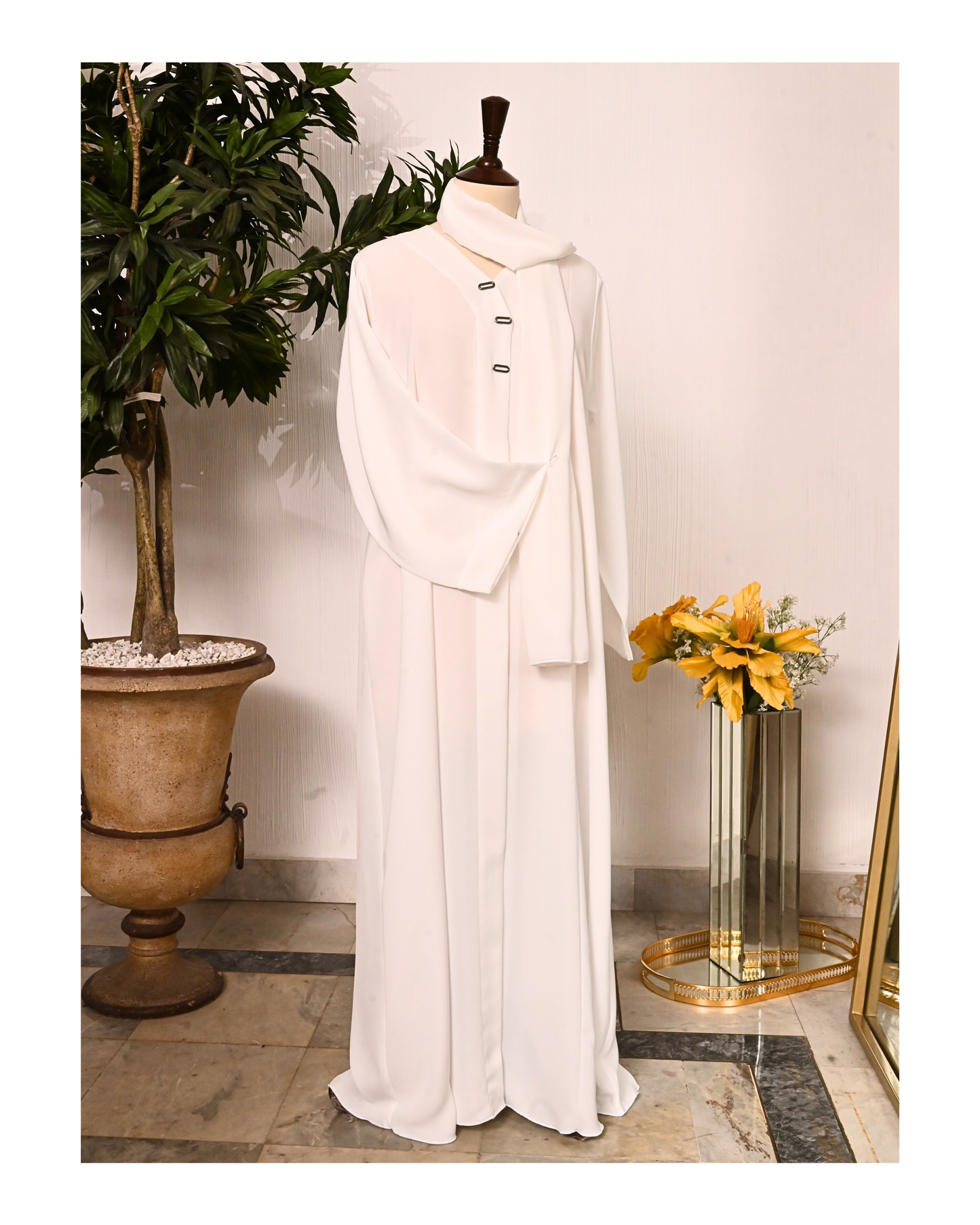 White – Premium Emirati Abaya