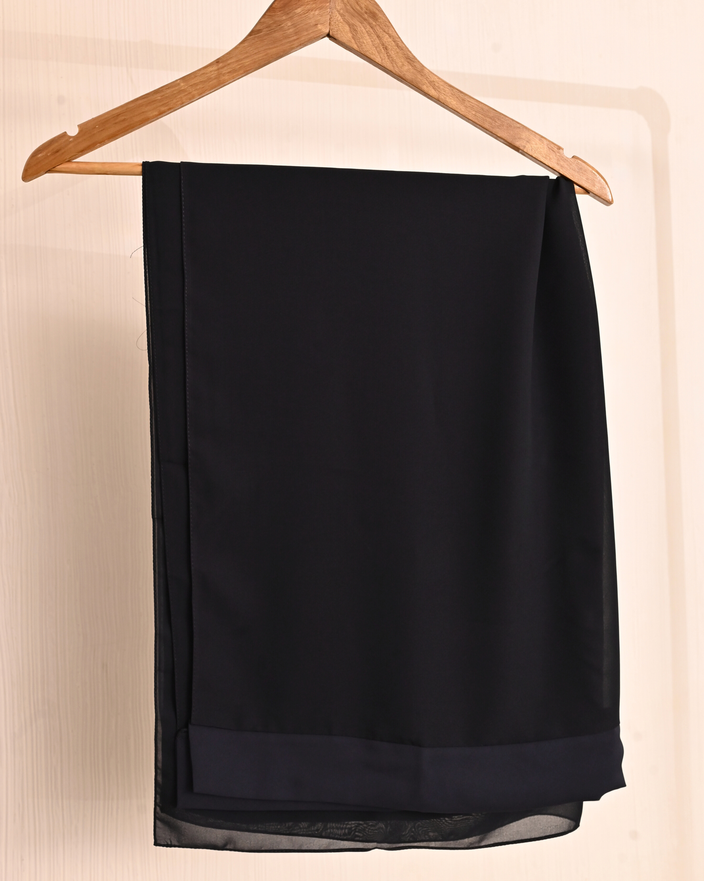 Midnight Blue – Premium Emirati Abaya