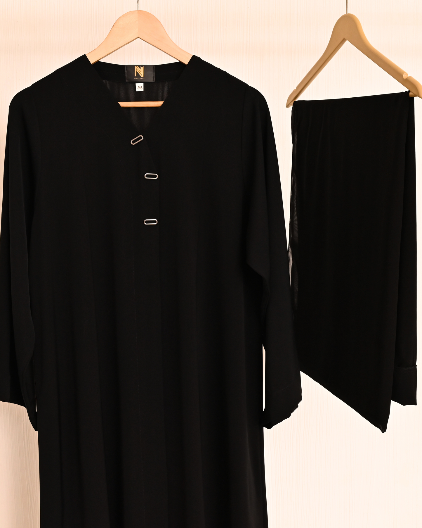 Black – Premium Emirati Abaya