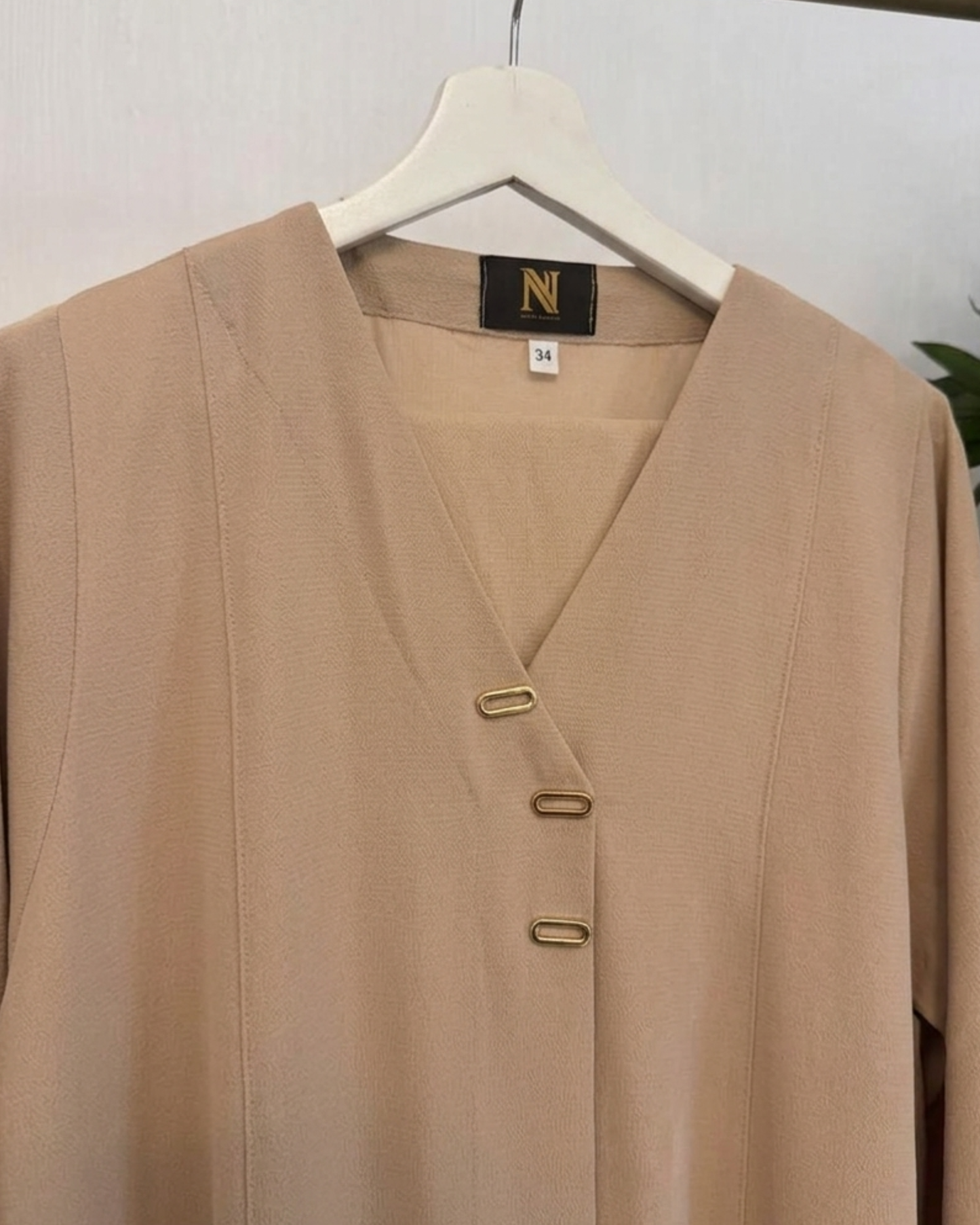 Beige – Premium Emirati Abaya