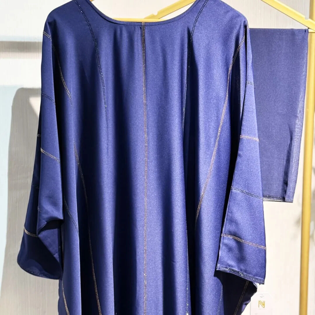 Navy Blue Poncho – Premium Emirati Open Abaya